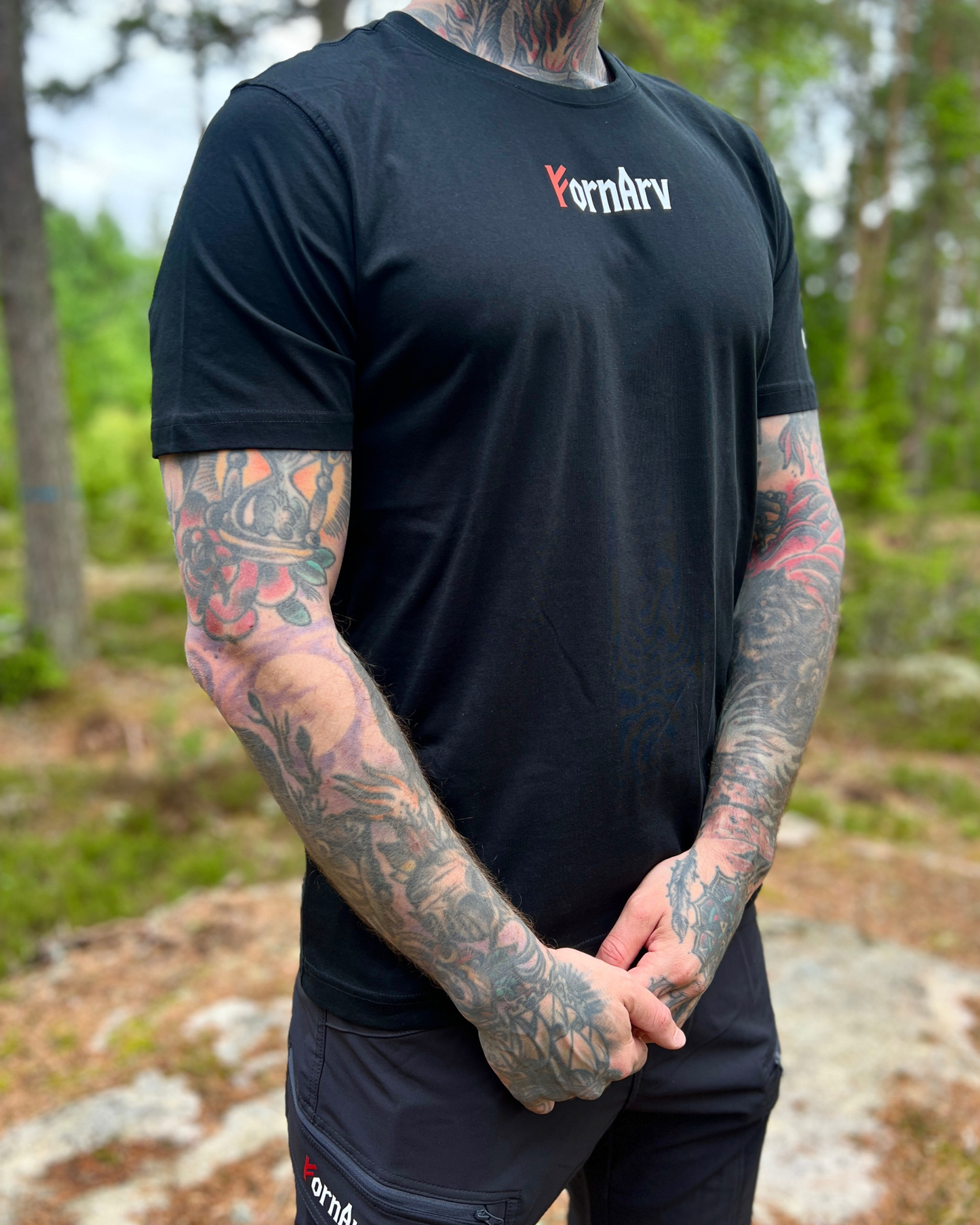 T-shirt - Torshammare Svart - UNISEX