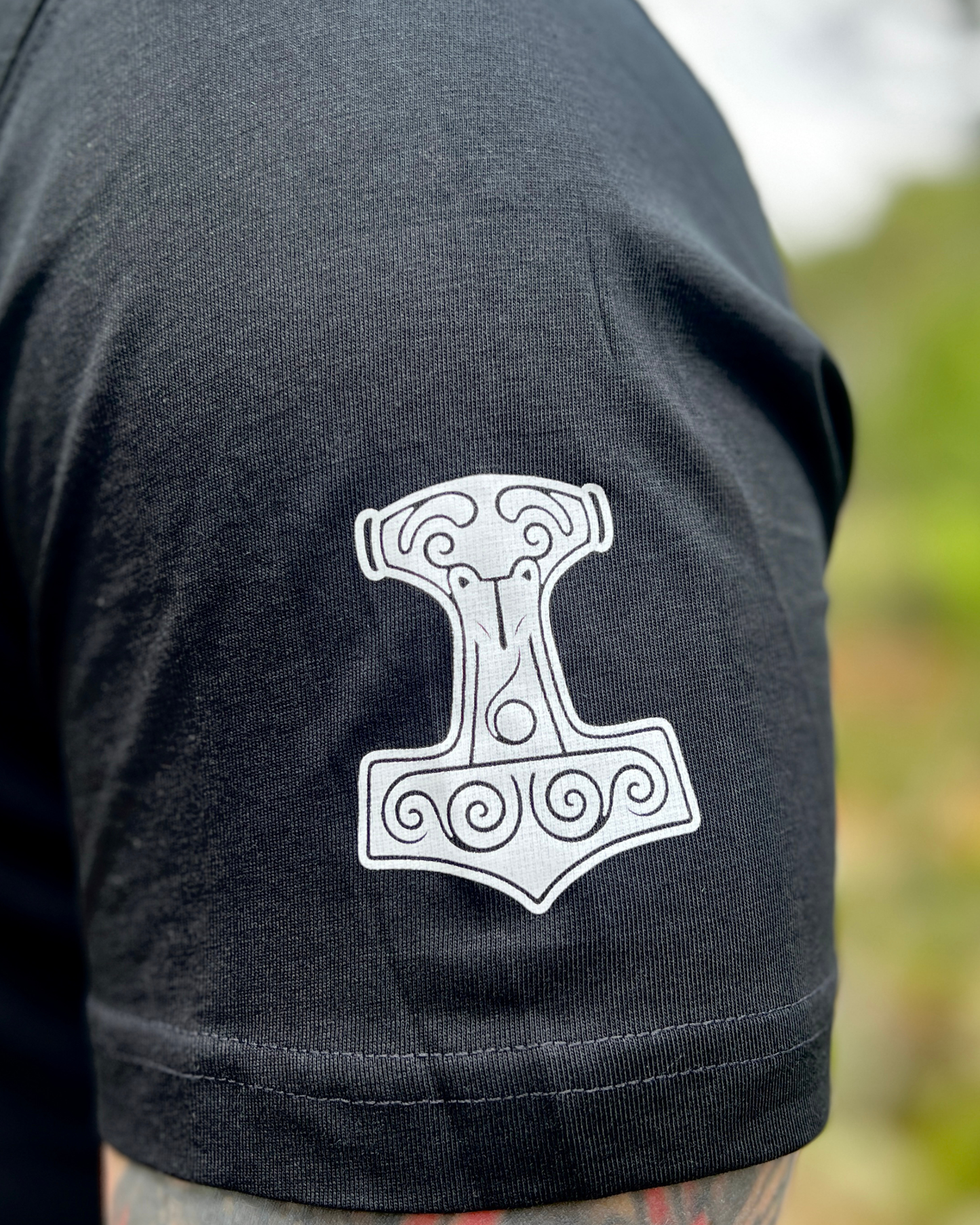 T-shirt - Torshammare Svart - UNISEX